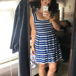 Flattering summer dress! Dress it up or down